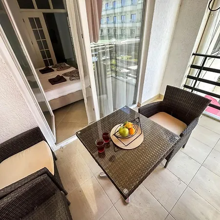 Location, Two Bedrooms 973 بيت ريفي غوليم