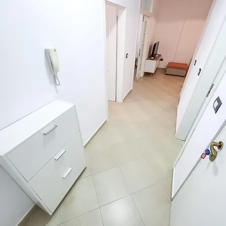 Estalagem Location, Two Bedrooms 973 Golem (Tirana)