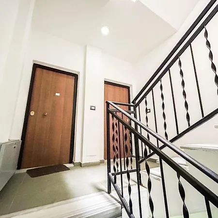 イン Location, Two Bedrooms 973 ゴーレム