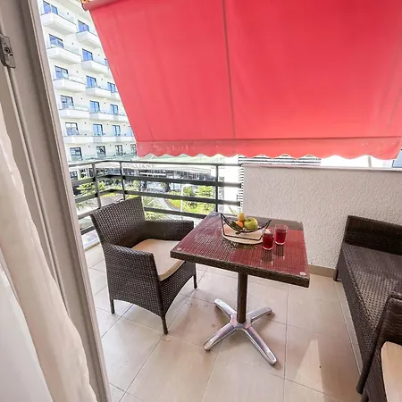 Location, Two Bedrooms 973 イン ゴーレム