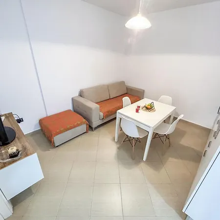 Location, Two Bedrooms 973