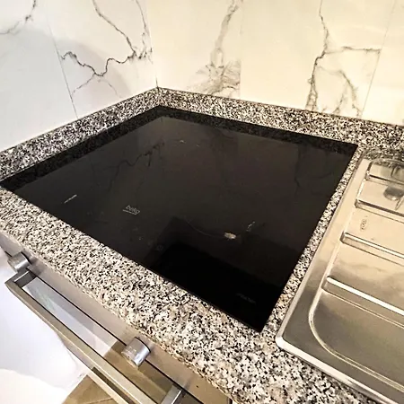 Location, Two Bedrooms 973 * غوليم